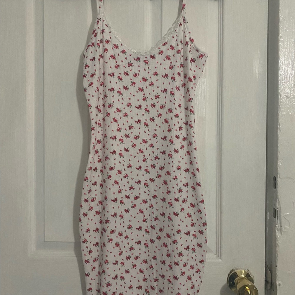 Dress🌸 - Picture 2 of 5